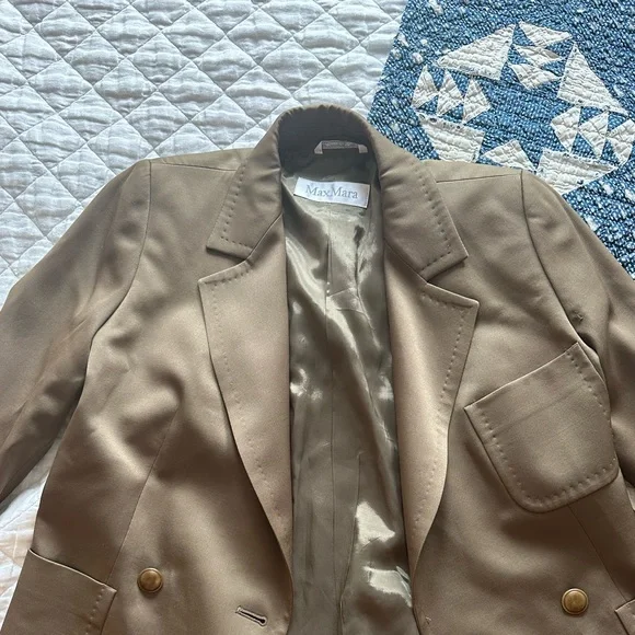 MaxMara Olive Wool Military Blazer Size 6 - Picture 14 of 15